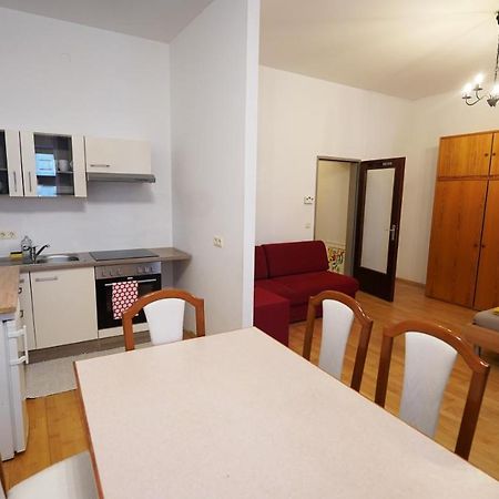 Cozynite Premium Apartment Hernals 1 Vienna Exterior photo